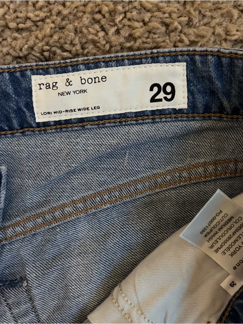 Rag & bone women’s Lori Mid-Rise Wide-Leg Jeans in a medium wash size 29 - Picture 3 of 6